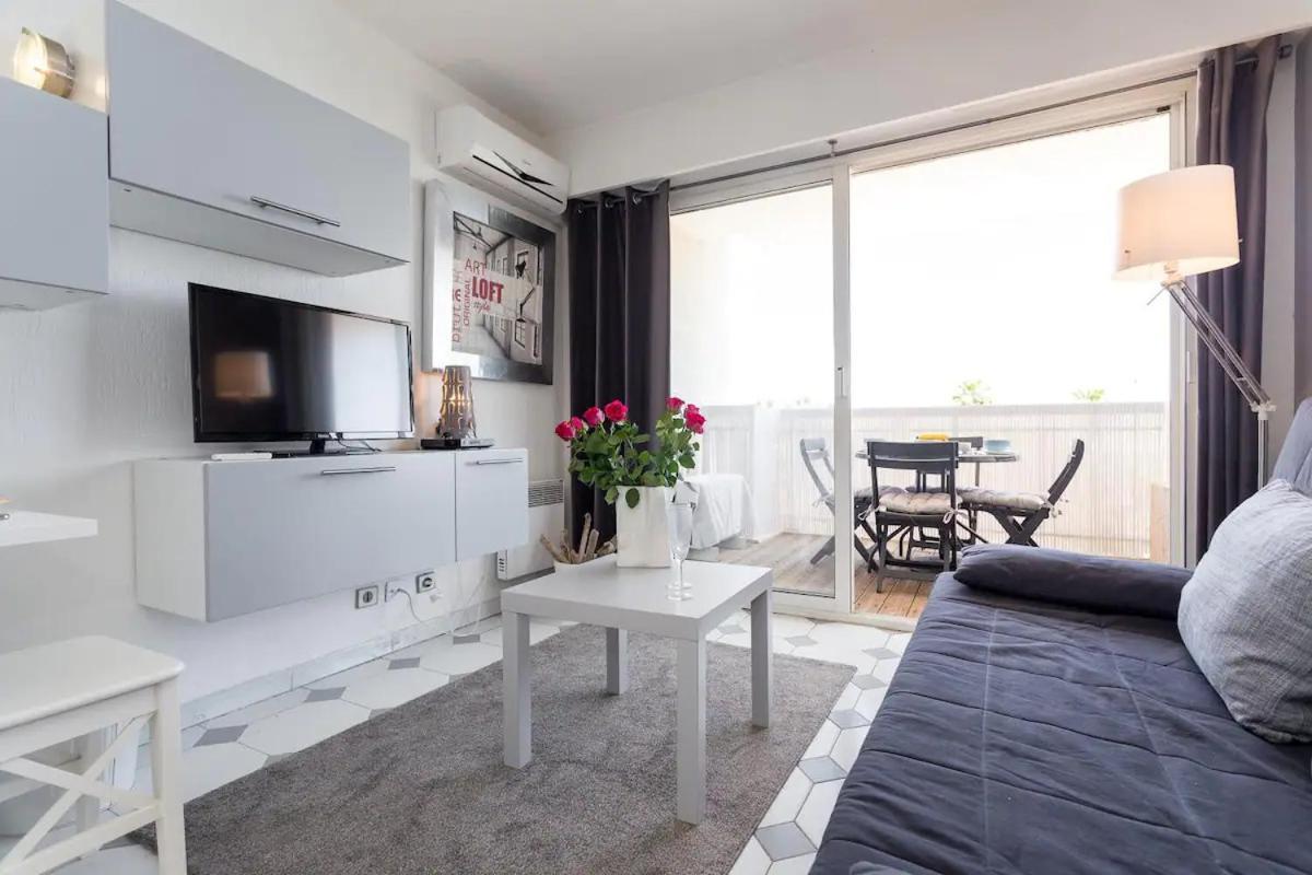 Modern Studio Apt W/Balcony/Port Views/Nr Old Town Antibes Luaran gambar